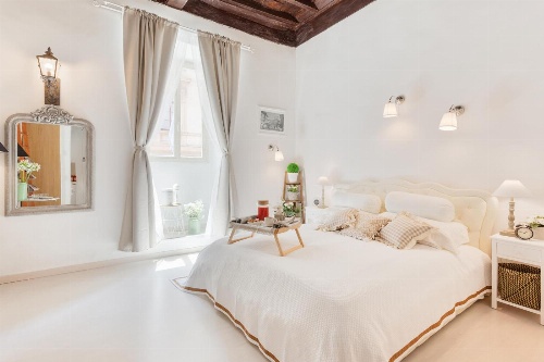 Loft by the Ghetto image 1