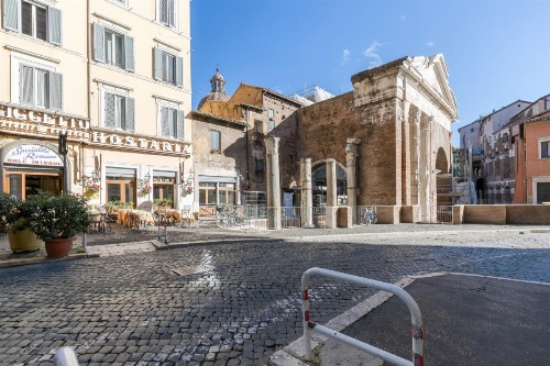 Loft by the Ghetto image 16