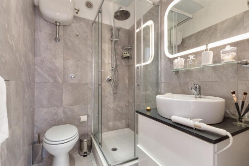 Loft by the Ghetto image 30